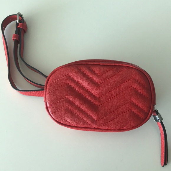 Urban Expressions Handbags - RED modern fanny pack